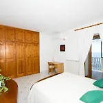 Villa Savina - Elegant Family Overlooks Amalfi Coast - *