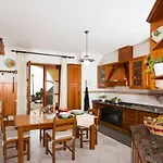 Villa Savina - Elegant Family Overlooks Amalfi Coast -