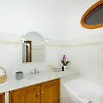 Villa Savina - Elegant Family Overlooks Amalfi Coast - Positano