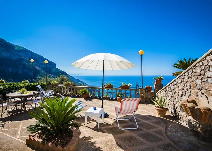 Savina - Elegant Family Overlooks Amalfi Coast - *