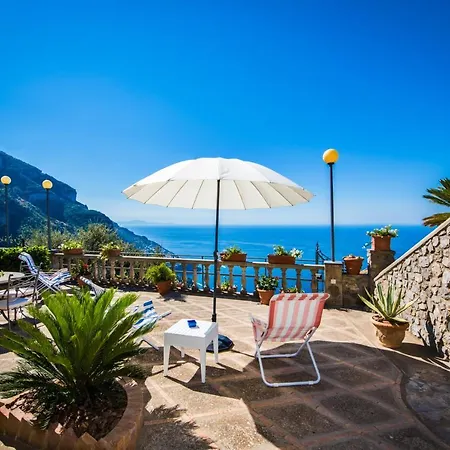 Savina - Elegant Family Overlooks Amalfi Coast - *